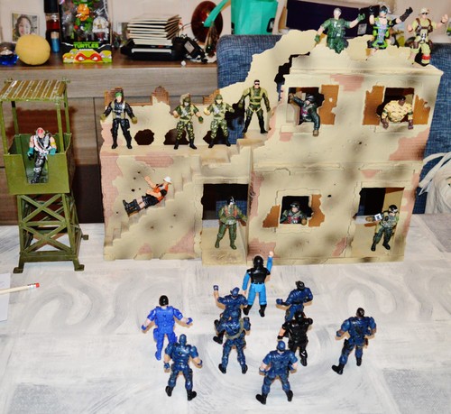 Diorama scène assaut police - diorama,